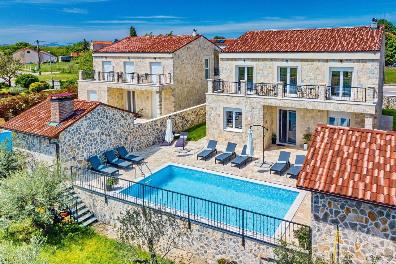 Luxury Stone Villa With Pool - Brisevo Exterior photo