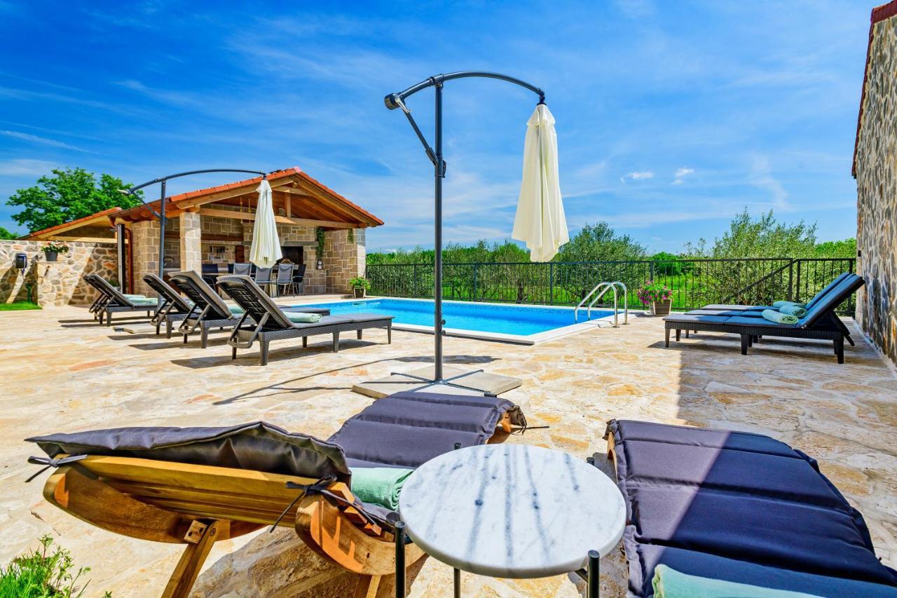 Luxury Stone Villa With Pool - Brisevo Exterior photo